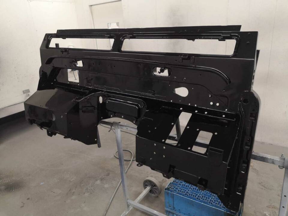 Bild 26/27 von Land Rover Defender 90 Td5 (1999)