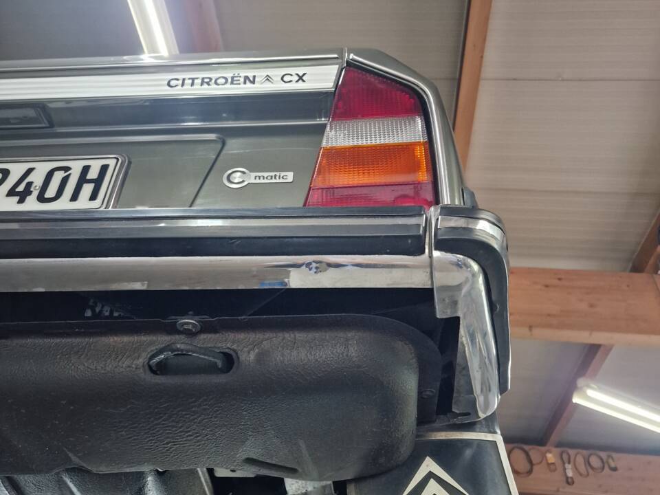 Afbeelding 77/110 van Citroën CX Prestige injection (1980)