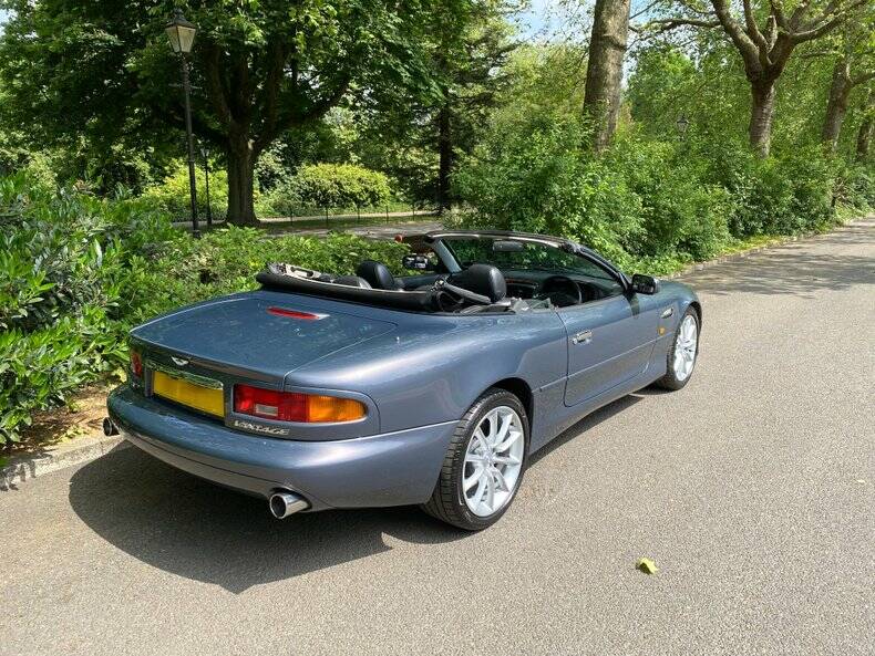 Bild 48/50 von Aston Martin DB 7 Vantage Volante (2002)