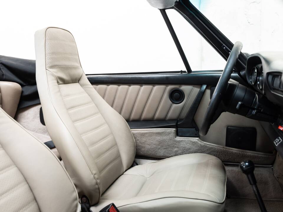 Imagen 21/32 de Porsche 911 SC 3.0 (1983)