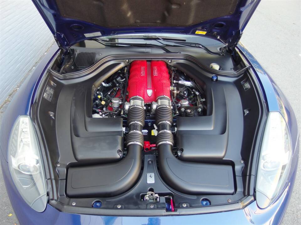 Bild 84/99 von Ferrari California (2009)