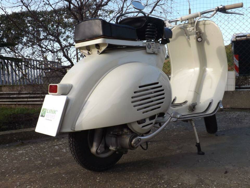 Immagine 12/38 di Piaggio Vespa 125 (1957)