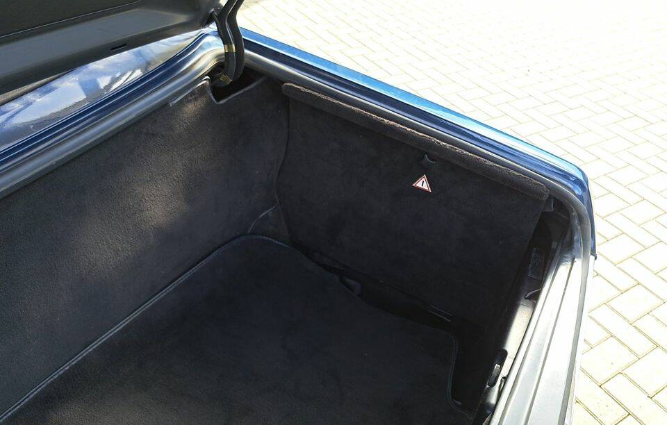Afbeelding 18/34 van Mercedes-Benz 300 SL (1988)