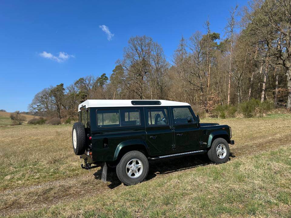 Imagen 36/47 de Land Rover Defender 110 Td5 (2000)