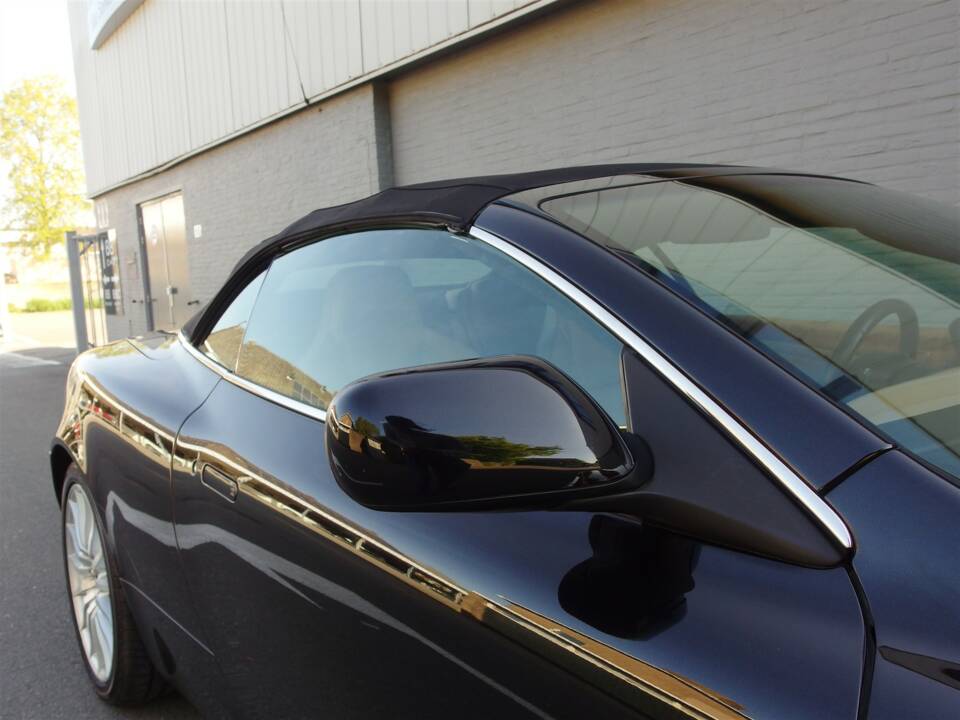 Bild 29/99 von Aston Martin DB 9 Volante (2006)