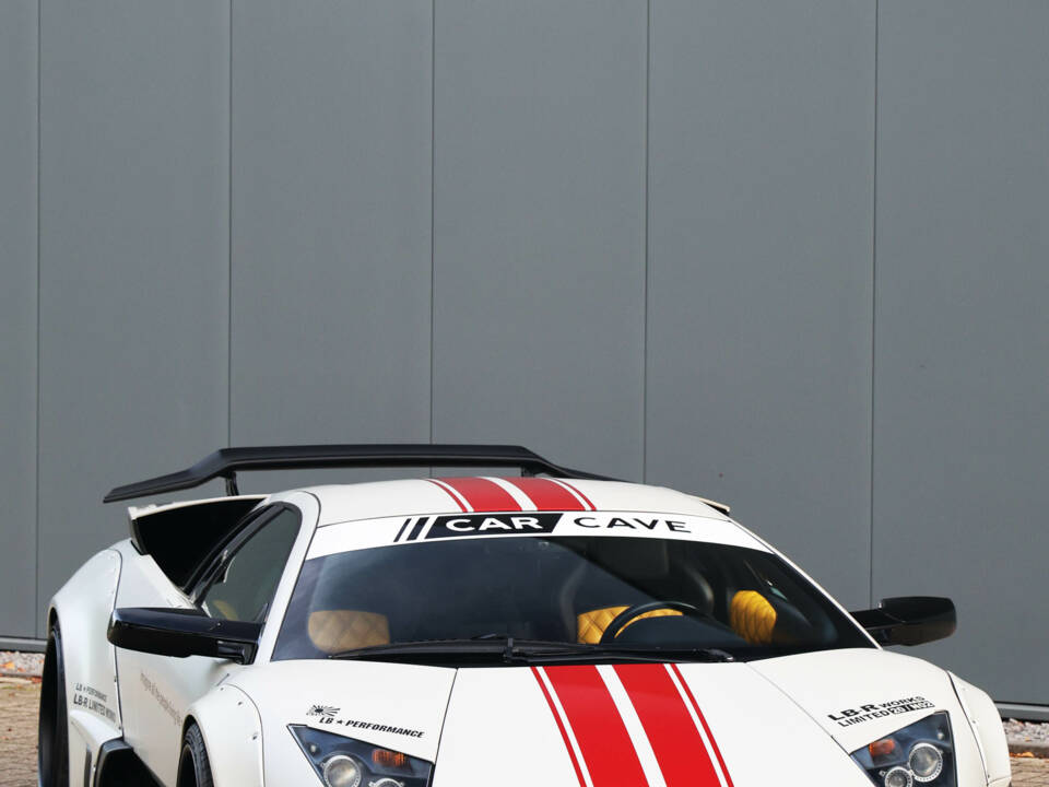 Afbeelding 17/82 van Lamborghini Murciélago (2002)