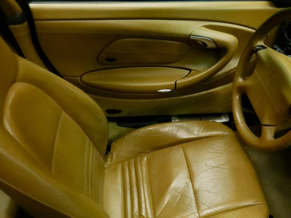 Image 49/50 de Porsche 911 Carrera (1999)