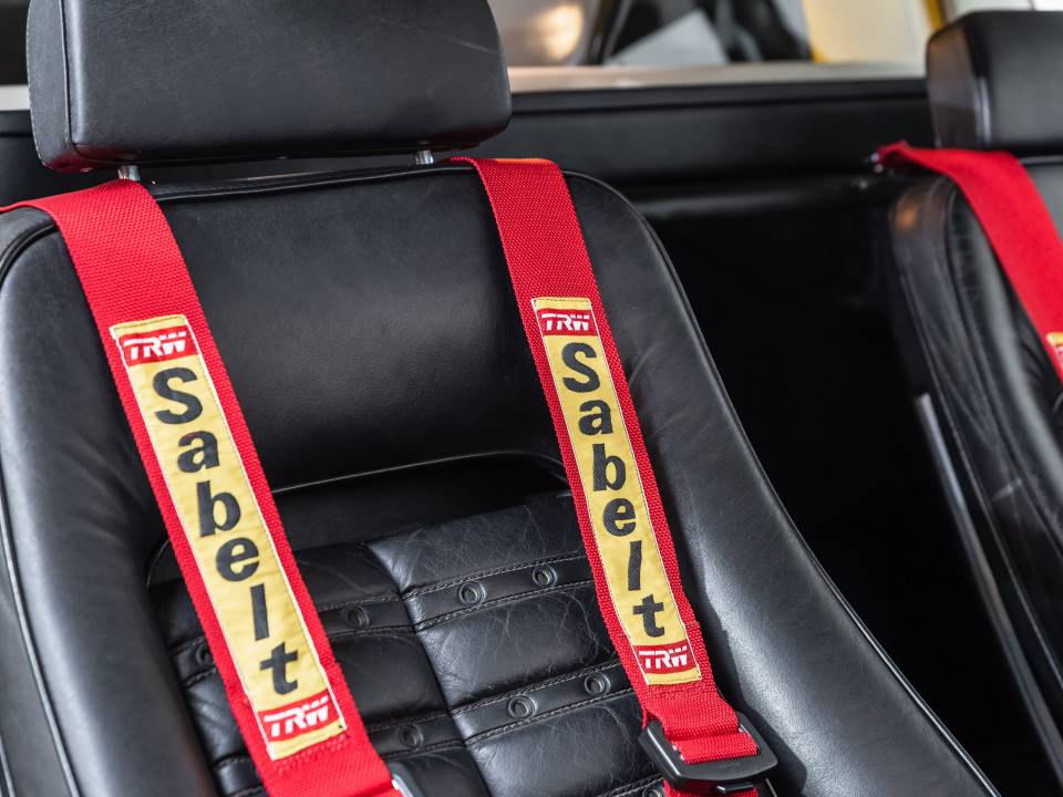 Bild 25/49 von Ferrari 512 BB (1976)