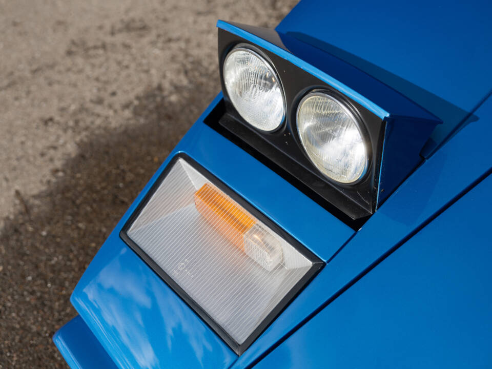 Image 33/50 of Lamborghini Countach LP 400 S (1981)