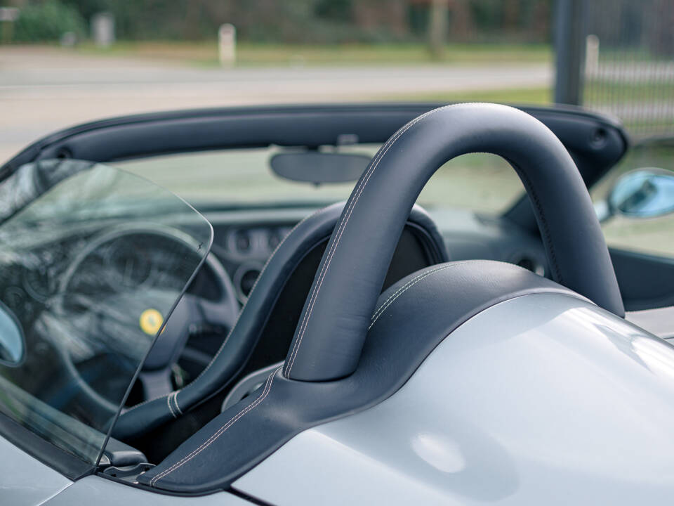 Afbeelding 19/48 van Ferrari 550 Barchetta (2001)