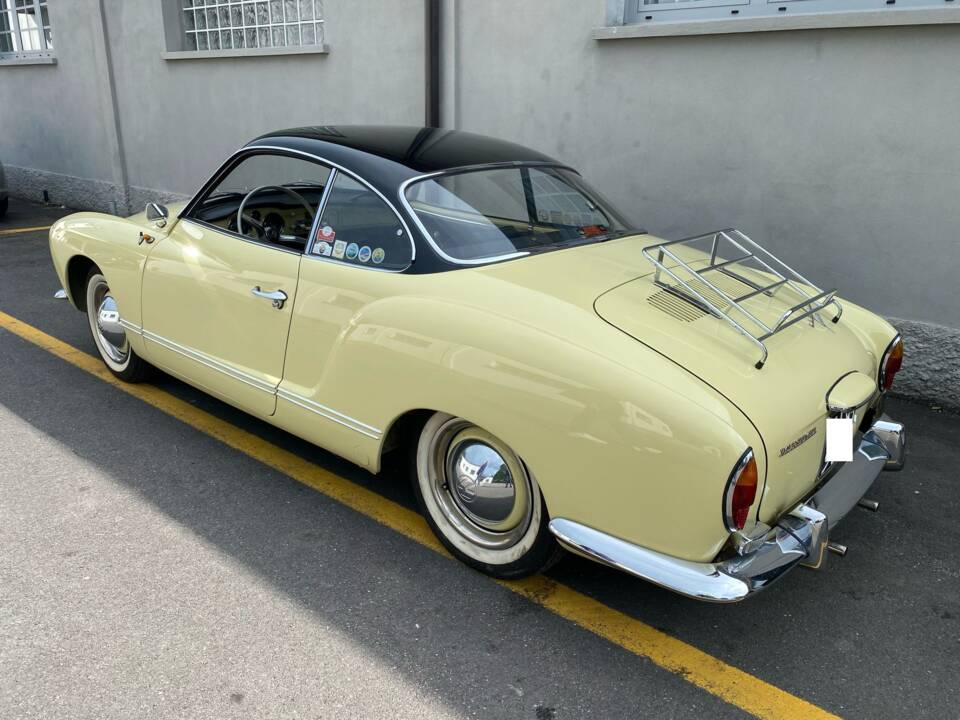 Image 3/26 of Volkswagen Karmann Ghia 1200 (1963)