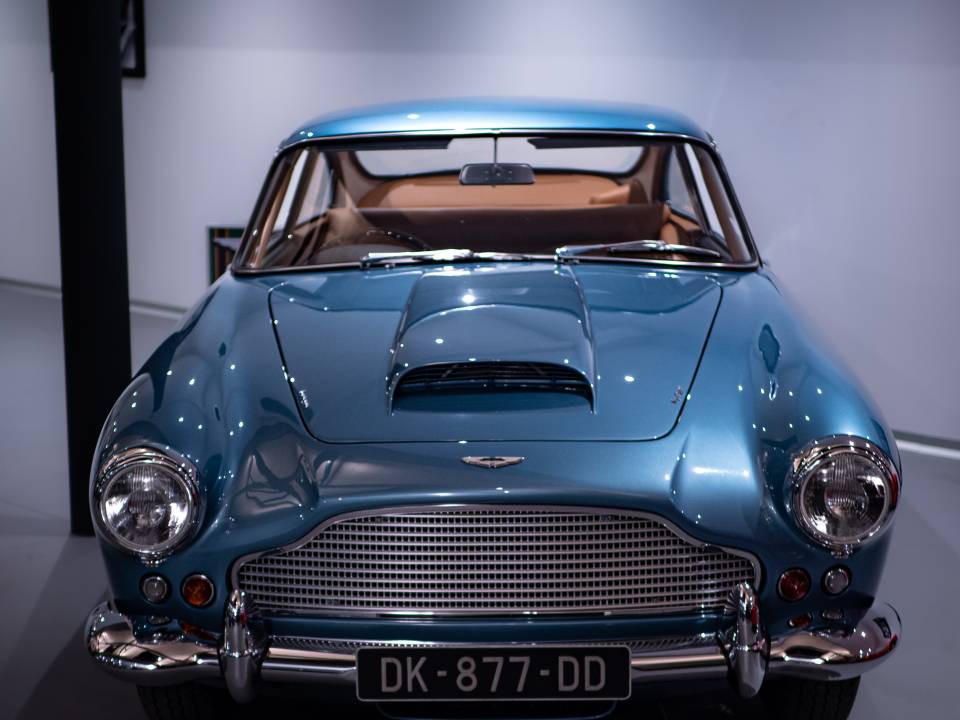 Image 10/13 of Aston Martin DB 4 (1961)