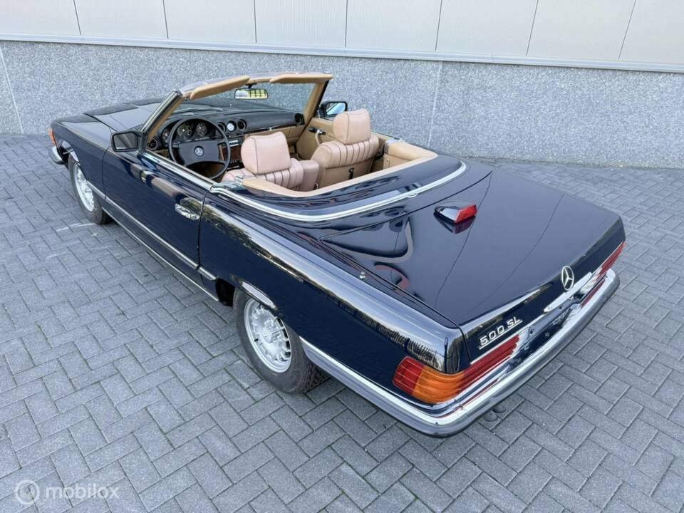 Image 4/22 de Mercedes-Benz 560 SL (1984)