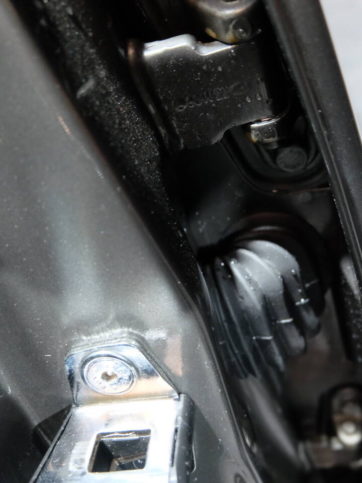 Image 37/40 of Mercedes-Benz 250 TD (1990)