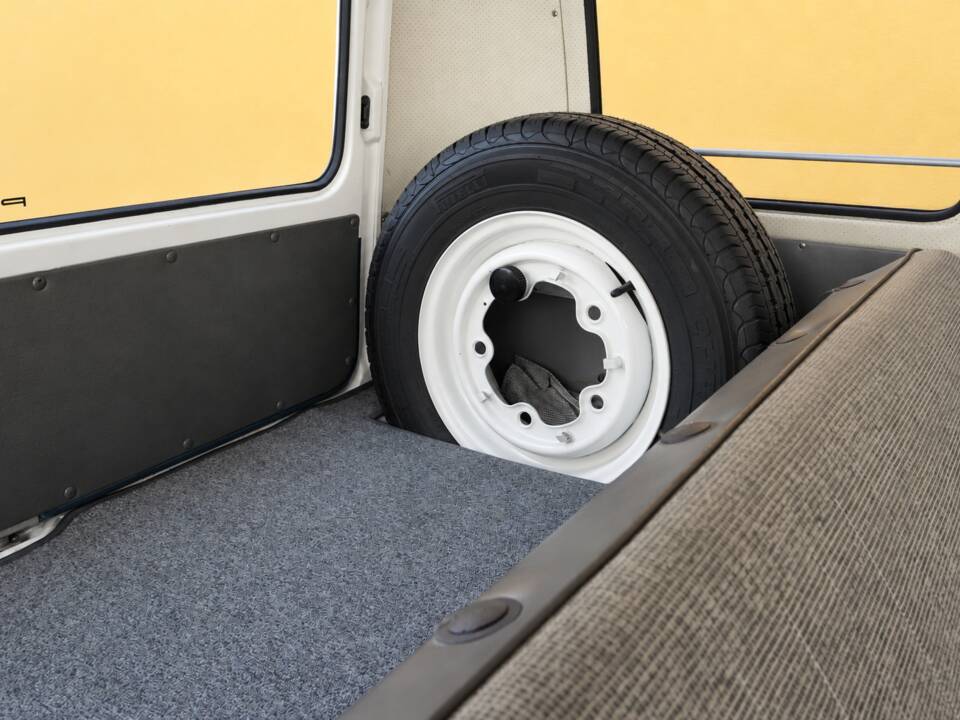 Afbeelding 11/20 van Volkswagen T1 minibus (1966)