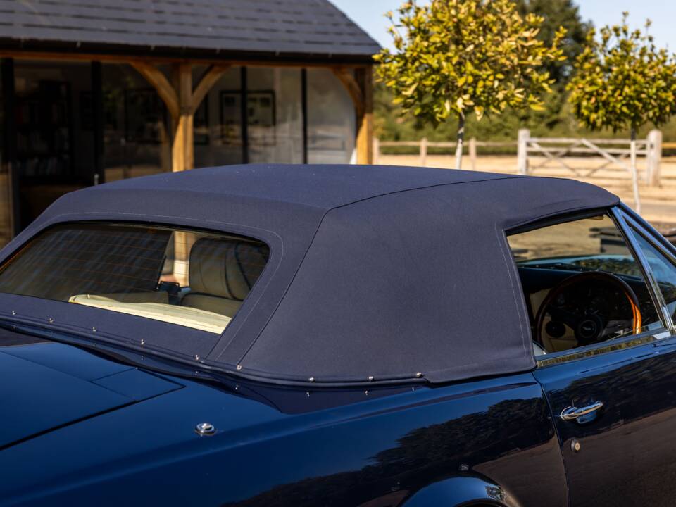 Image 20/57 de Aston Martin V8 Vantage Volante (1989)