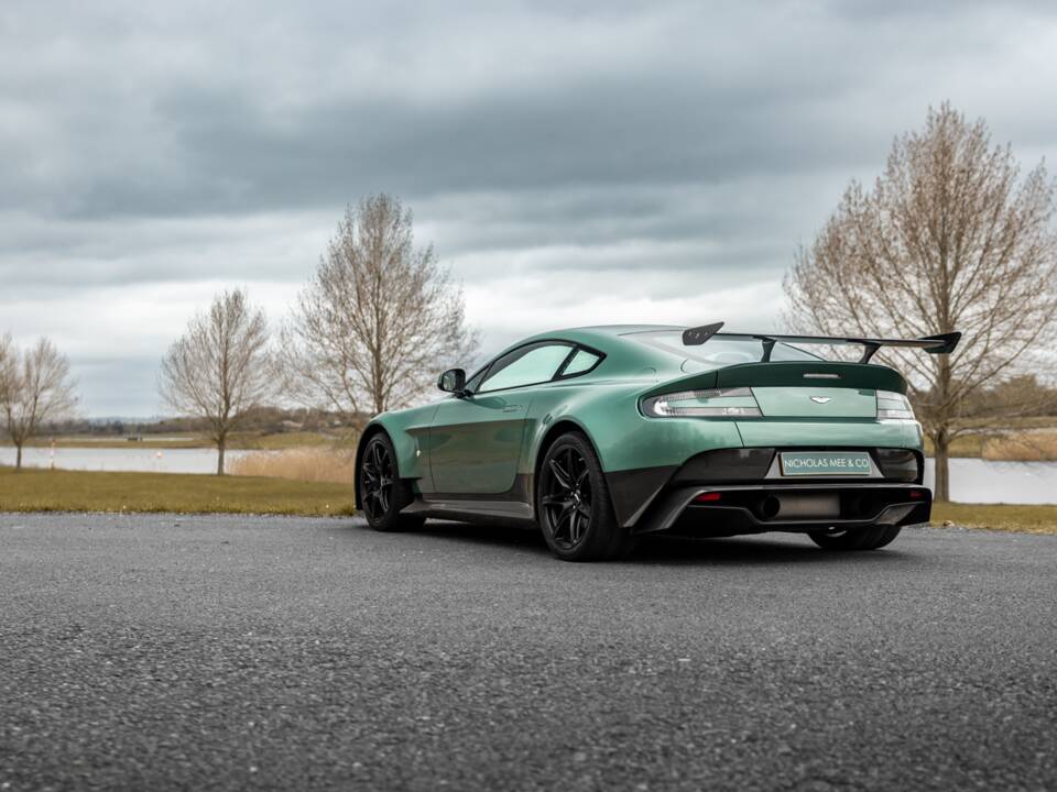 Image 56/65 de Aston Martin Vantage GT8 (2017)
