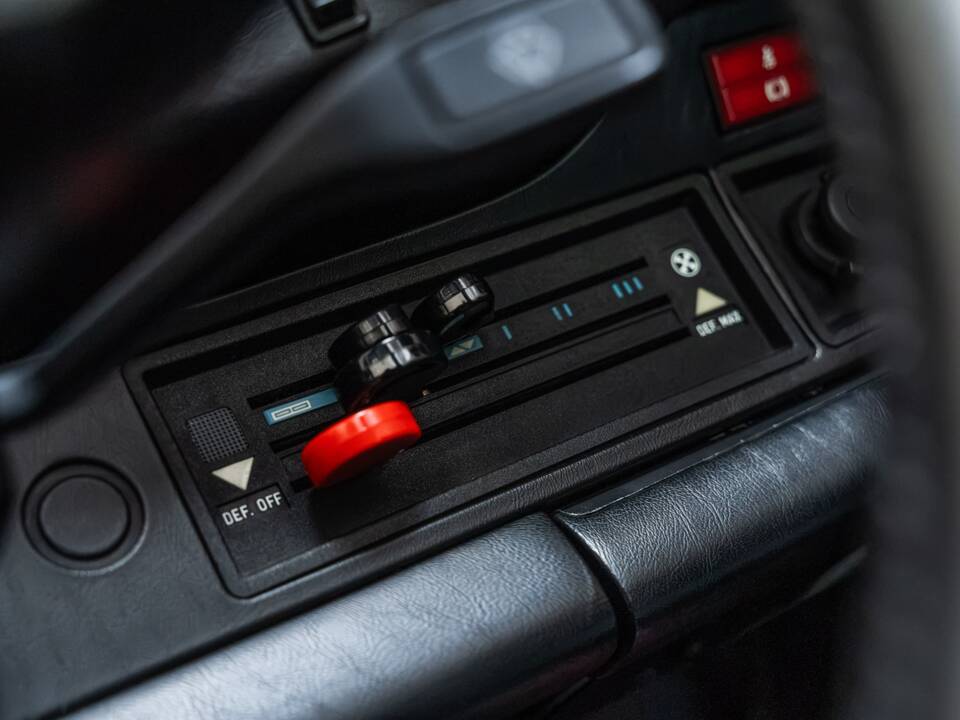 Bild 15/35 von Porsche 911 SC-L 3.1 (1980)