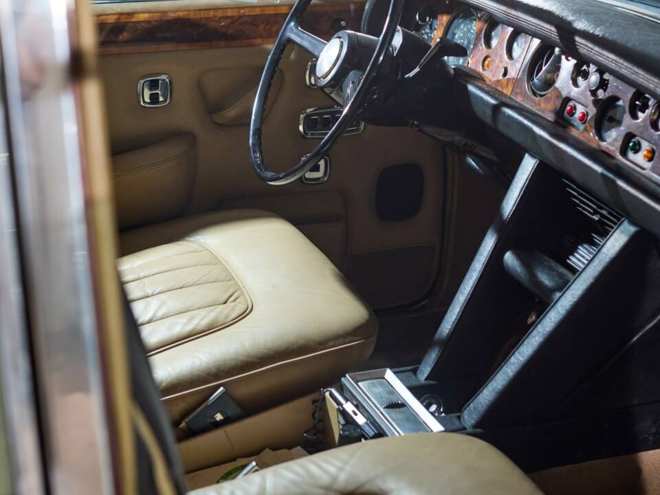 Bild 57/69 von Rolls-Royce Silver Shadow I (1971)
