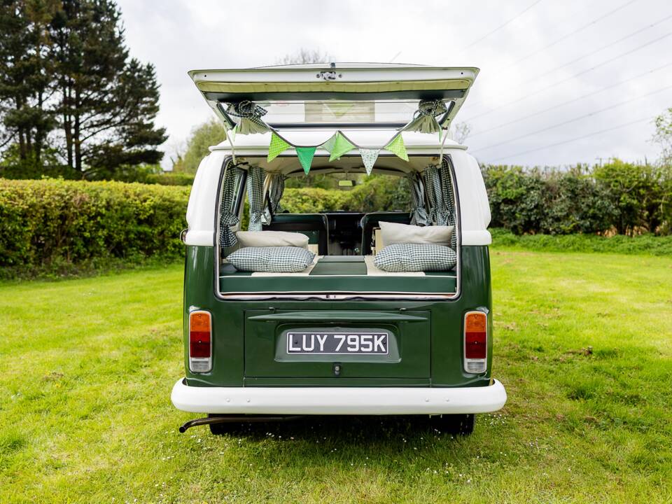 Image 44/50 of Volkswagen T2 Brasil Camper (1972)