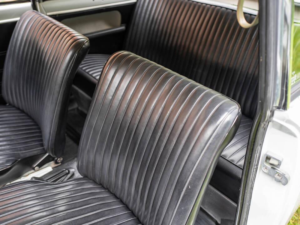 Bild 76/118 von BMW 700 LS Luxus (1965)
