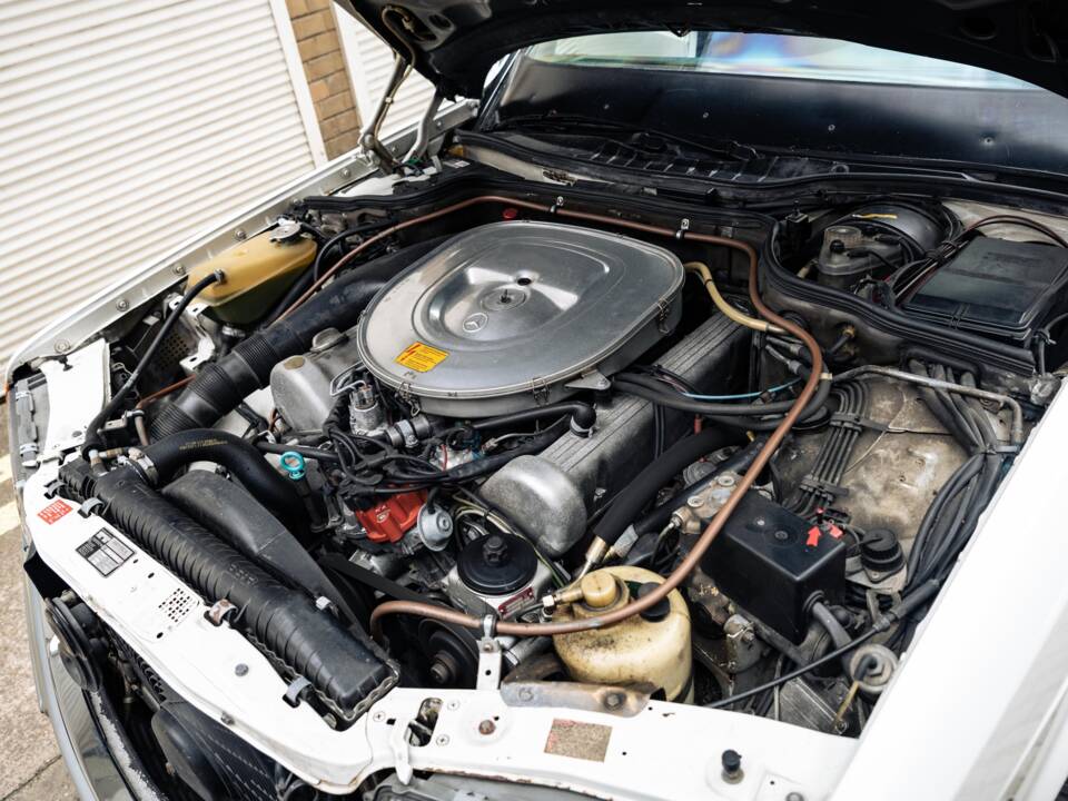 Image 5/50 of Mercedes-Benz 500 SEL (1984)