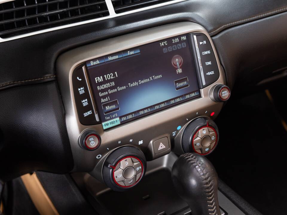Bild 13/25 von Chevrolet Camaro 3.6L (2015)