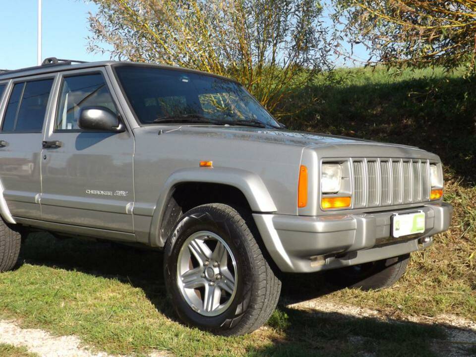 Image 6/50 of Jeep Cherokee 2.5 TD (2000)