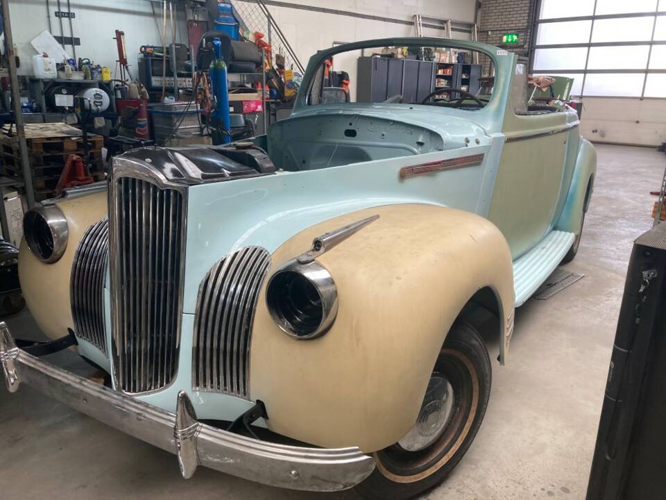 Bild 18/33 von Packard Serie 15 Modell 120 (1941)