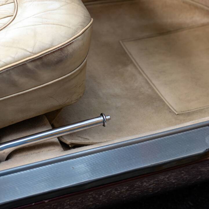 Image 49/49 of Jaguar Mk II 3.4 (1967)