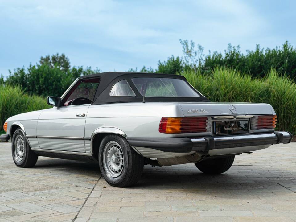 Image 6/50 de Mercedes-Benz 450 SL (1977)