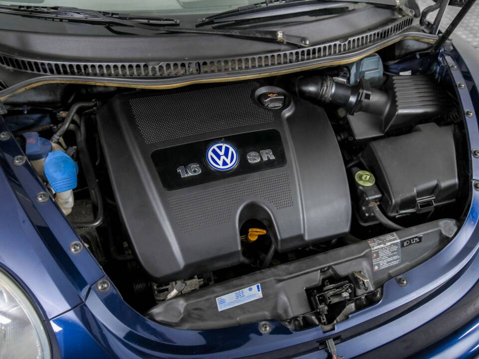 Immagine 38/50 di Volkswagen New Beetle 1.6 (2004)