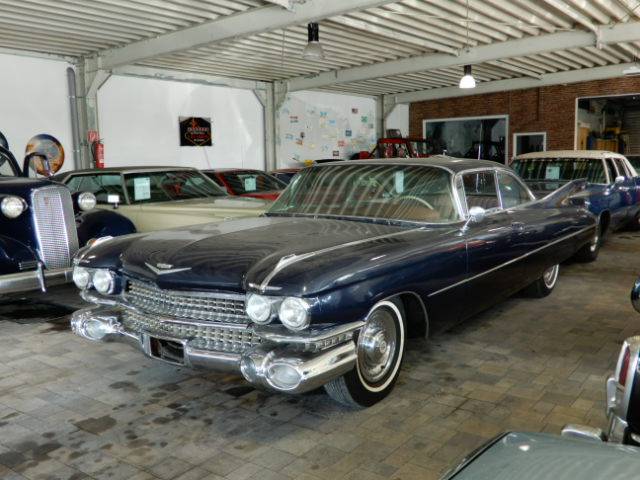 Image 6/27 of Cadillac 62 Coupe DeVille (1959)