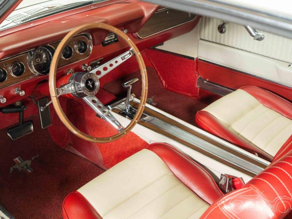 Image 2/19 of Ford Mustang GT (1966)