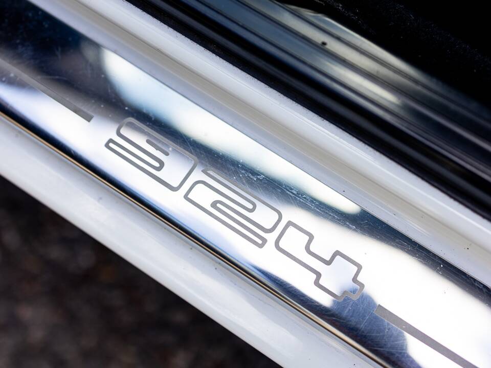 Image 15/50 de Porsche 924 S (1986)