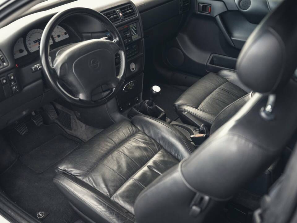 Image 7/15 of Opel Calibra V6 (1995)