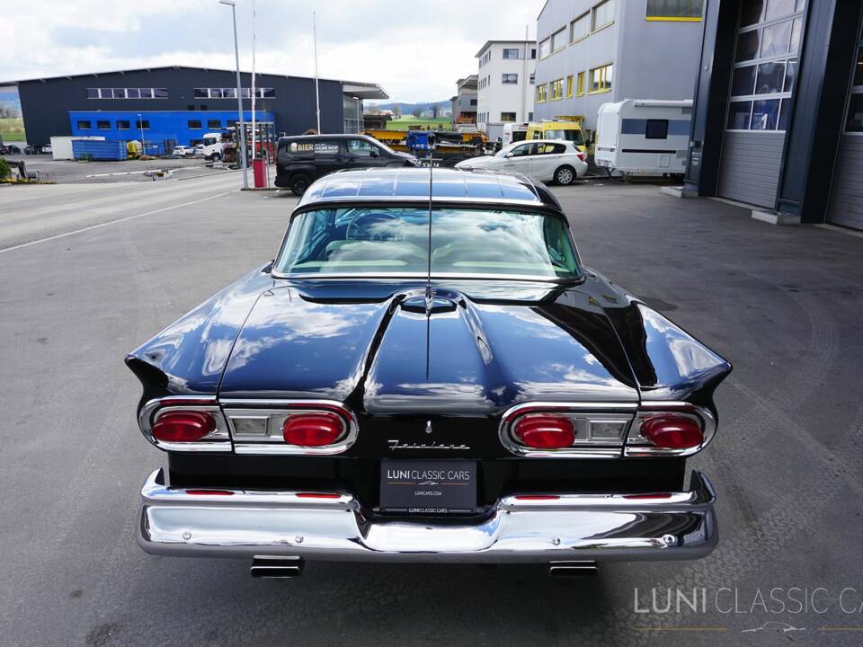 Image 7/77 of Ford Fairlane 500 Club Victoria (1958)