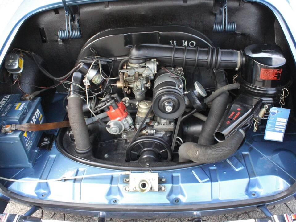 Imagen 9/27 de Volkswagen Karmann Ghia 1600 (1971)