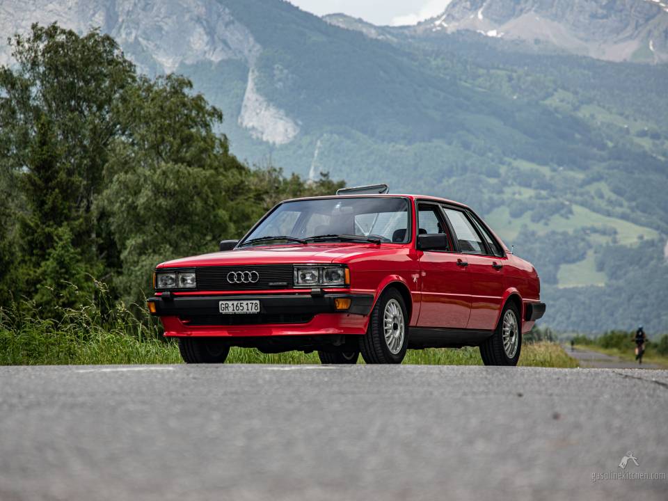 Image 12/53 de Audi 80 quattro (1984)