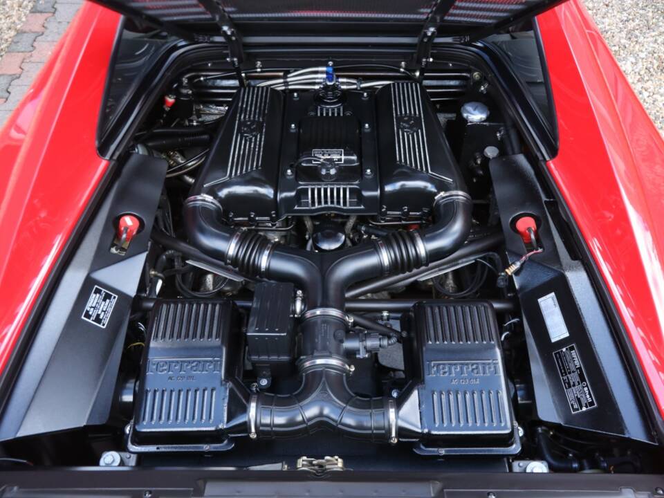 Bild 39/50 von Ferrari F 355 Berlinetta (1996)