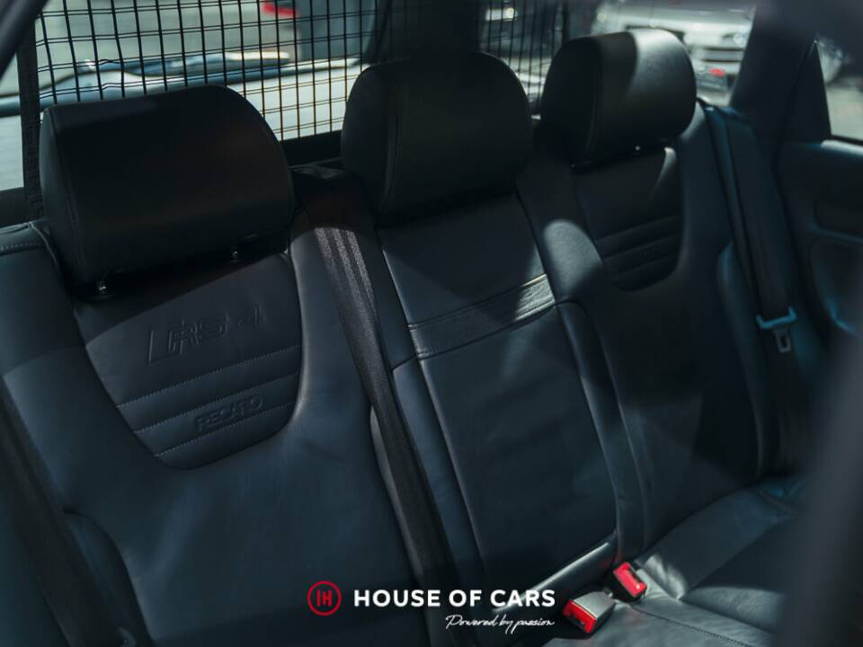 Bild 18/23 von Audi RS4 Avant (2001)