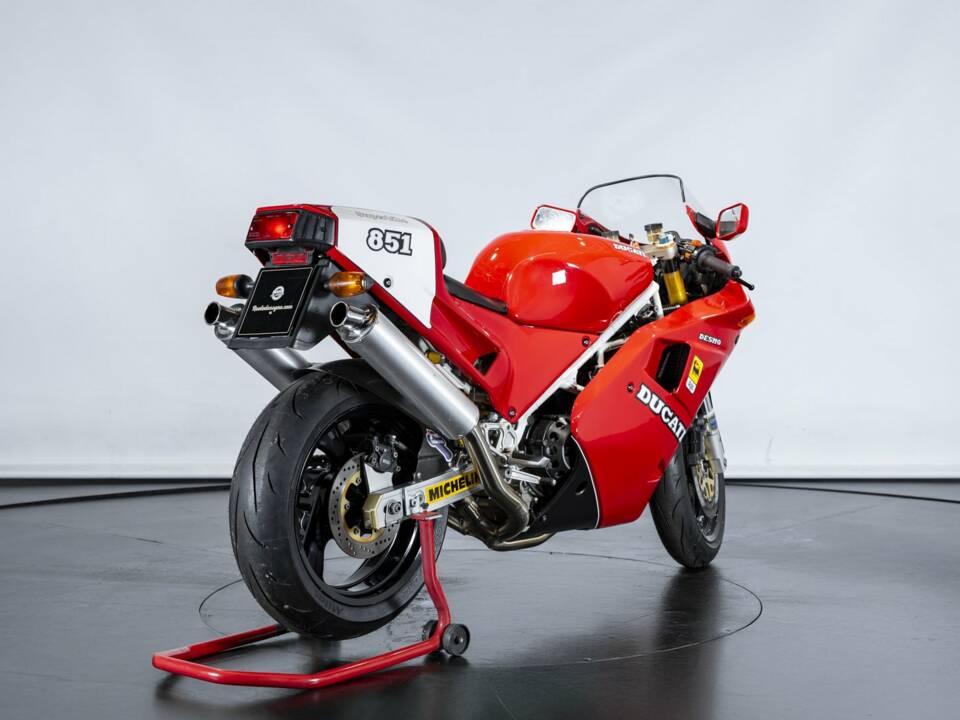 Bild 4/42 von Ducati DUMMY (1991)