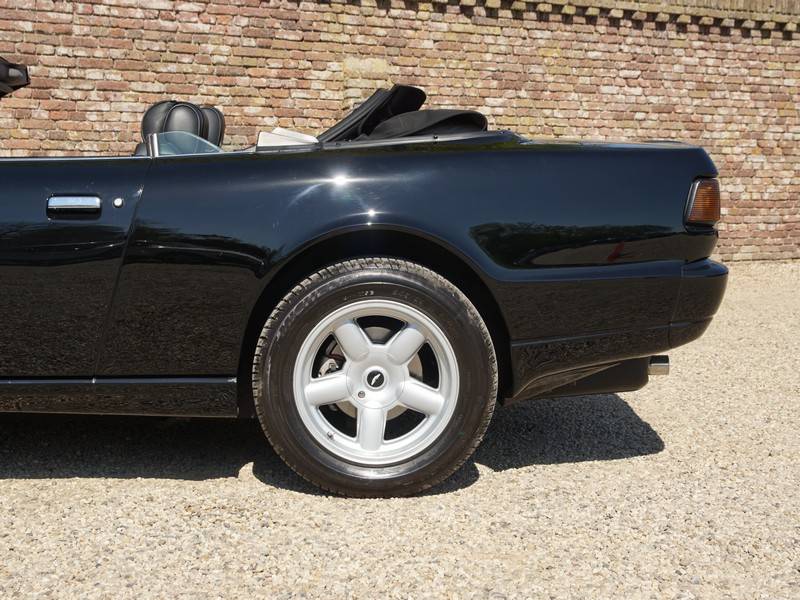 Imagen 23/50 de Aston Martin Virage Volante (1994)