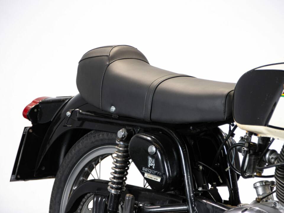 Immagine 25/50 di Gilera Giubileo 125 (1962)