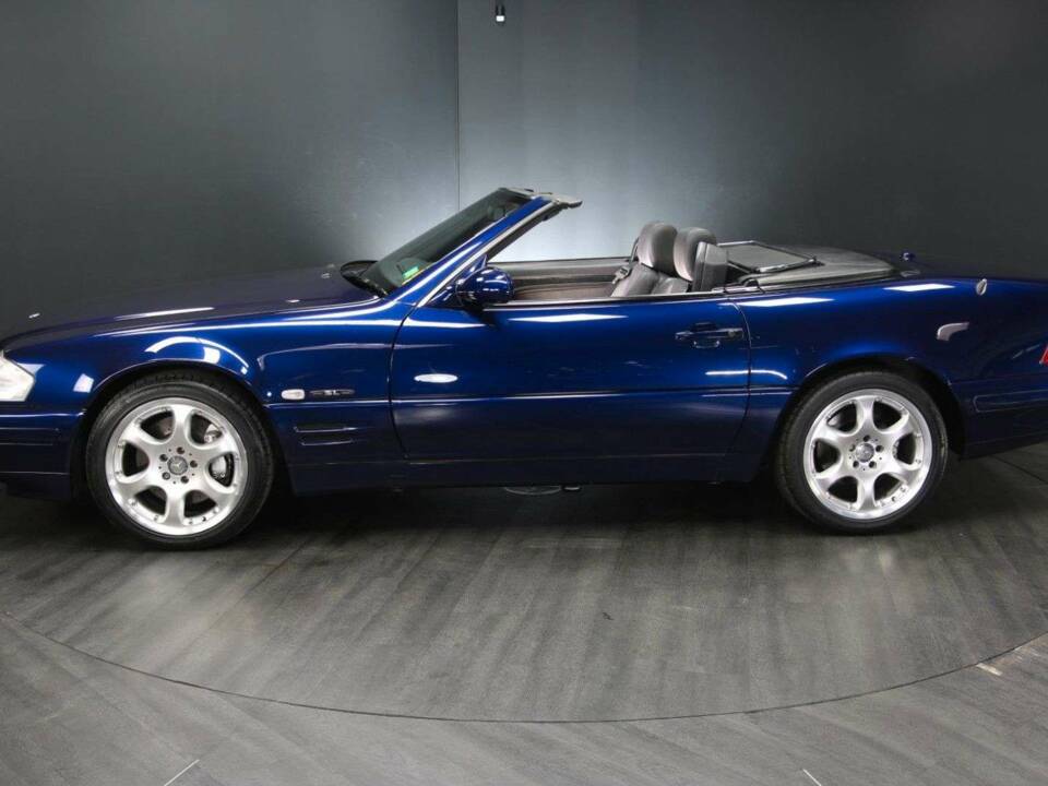 Image 5/49 of Mercedes-Benz SL 500 (2000)