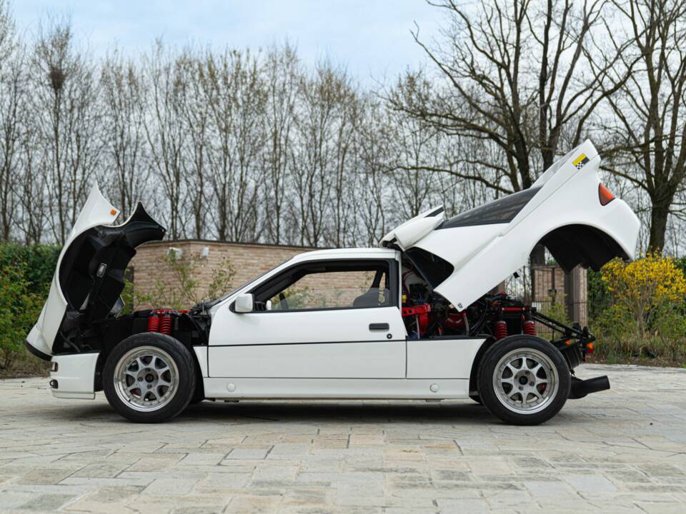 Bild 7/50 von Ford RS200 (1987)