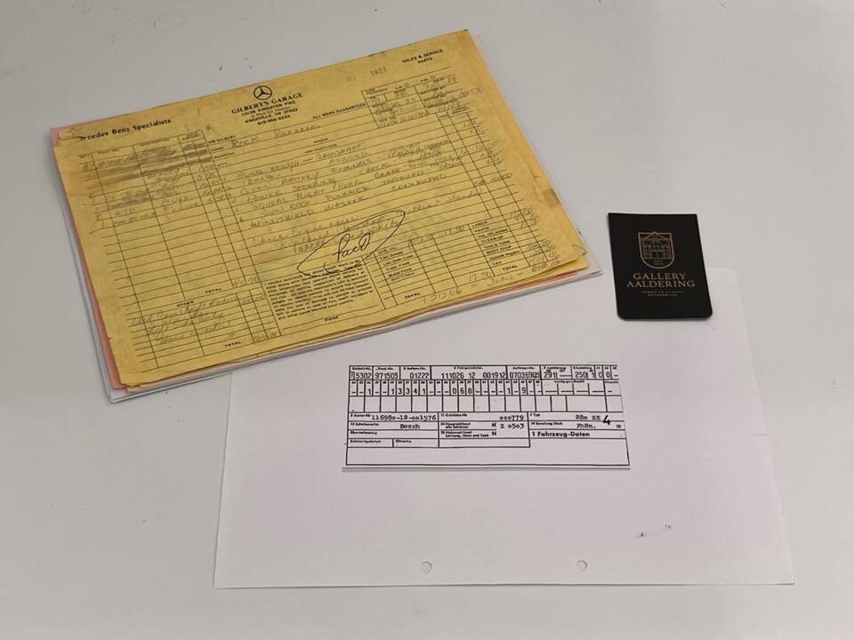Image 7/50 of Mercedes-Benz 280 SE 3,5 (1971)