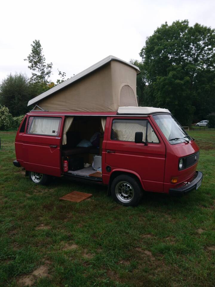 Afbeelding 4/4 van Volkswagen T3 Kombi 2.0 (1981)