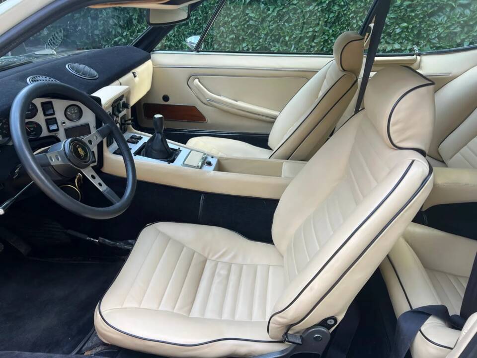 Bild 17/24 von Lamborghini Espada 400 GT (1973)