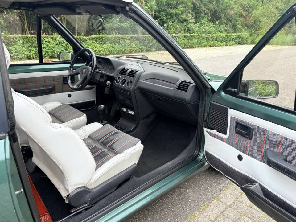 Image 6/20 of Peugeot 205 Roland Garros (1992)